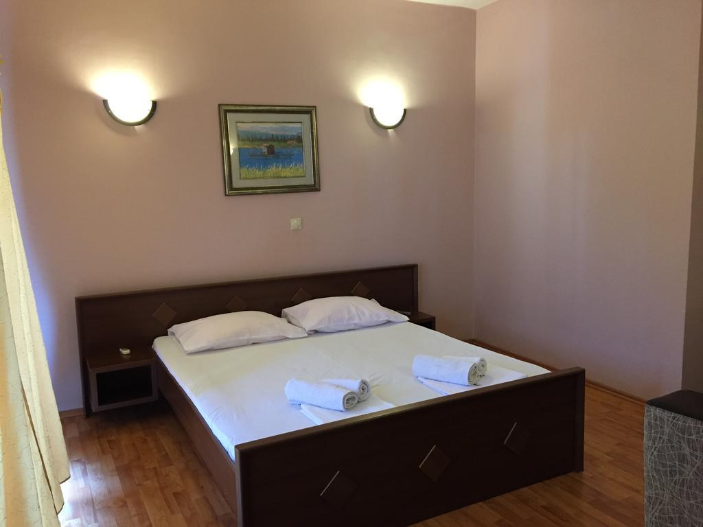 Firenze Apartments Ulcinj Esterno foto